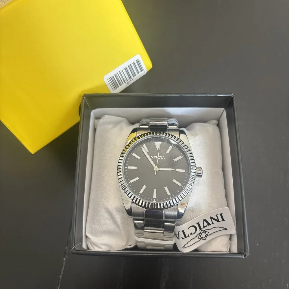 Invicta Men's Quartz Watch Black Dial Silver Stainless Bracelet 100m 45mm Box